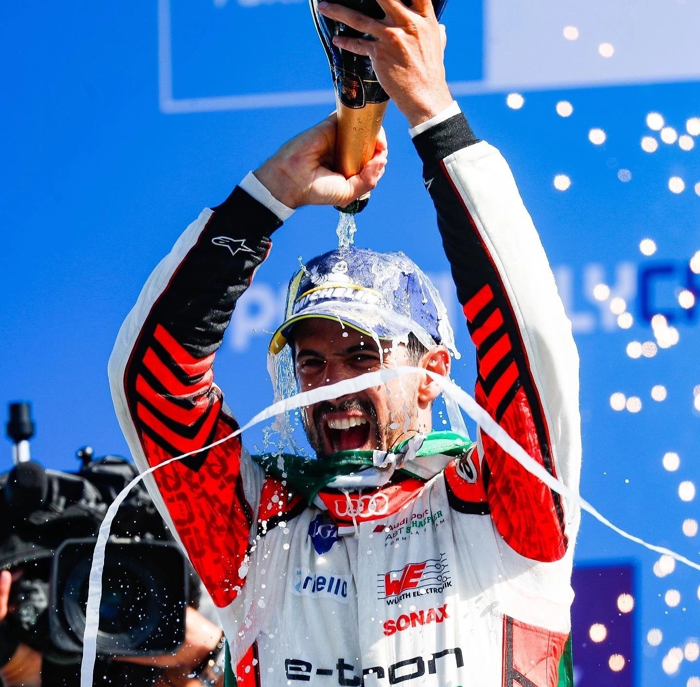 Lucas di Grassi celebrating on the Formula E podium